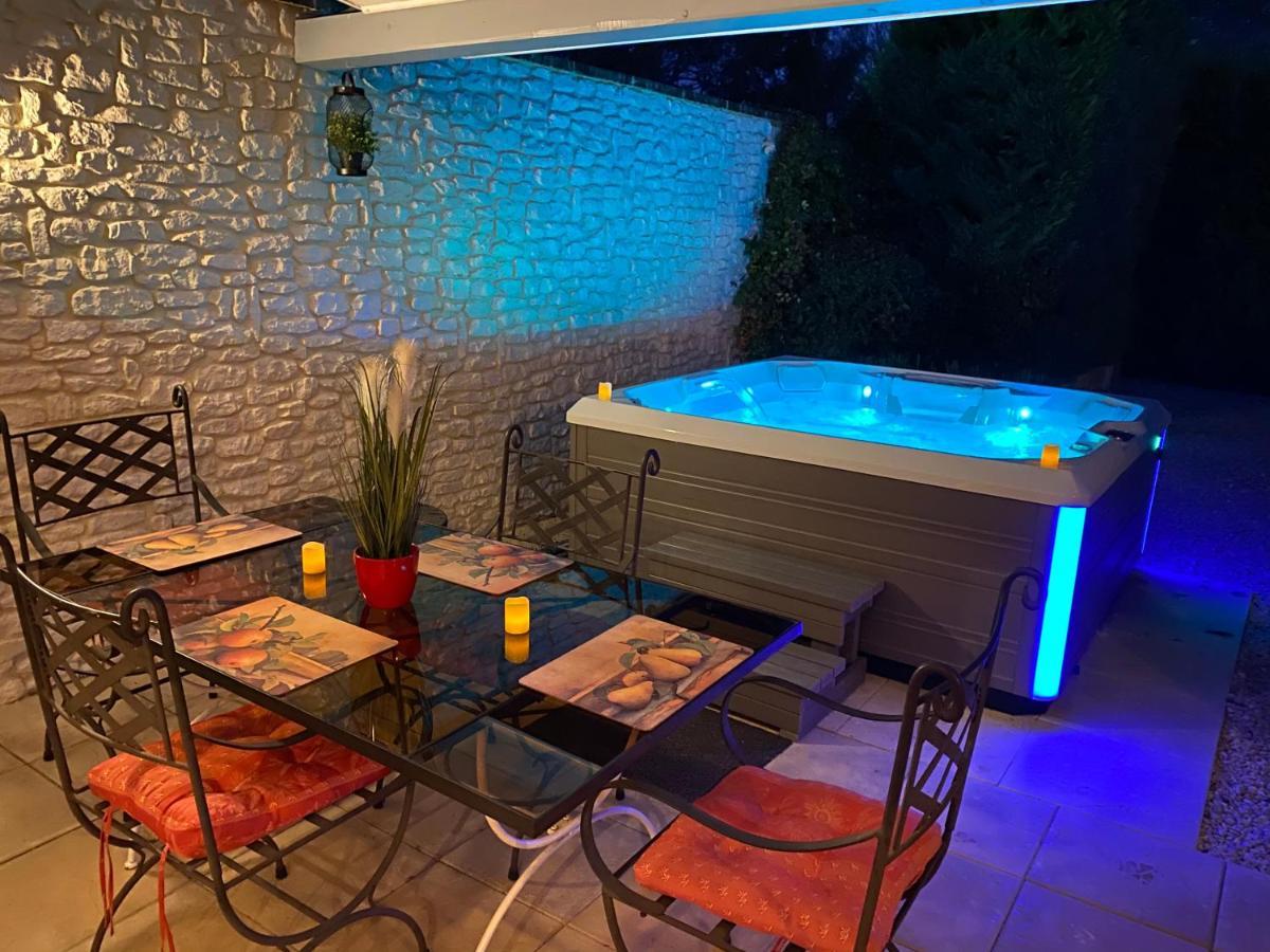 Mas Beau Soleil & Spa Cottages De Charme Avec Jacuzzi&Jardin Prives Saint-Remy-de-Provence Exterior photo
