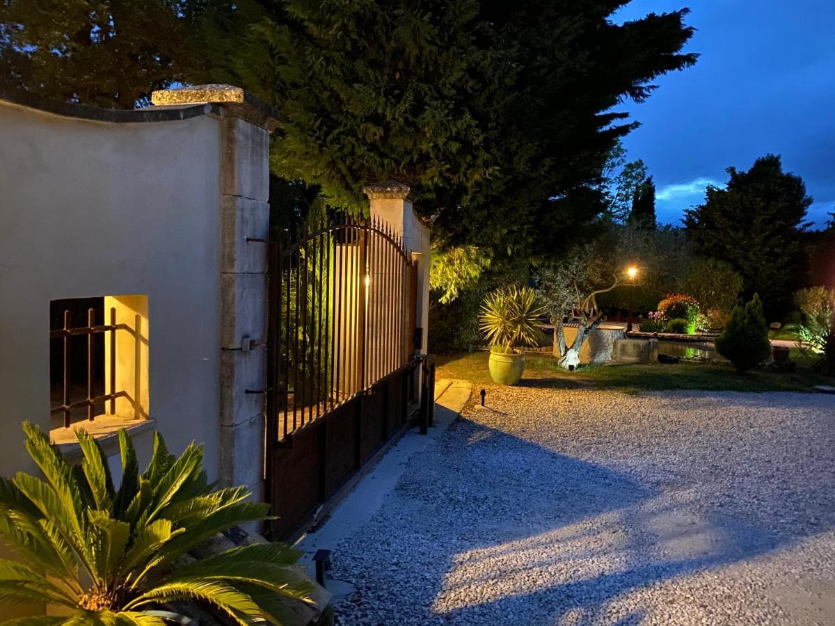 Mas Beau Soleil & Spa Cottages De Charme Avec Jacuzzi&Jardin Prives Saint-Remy-de-Provence Exterior photo
