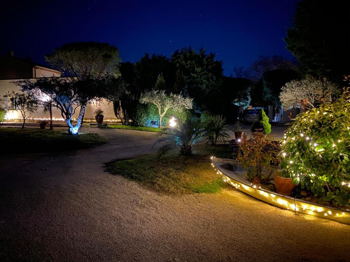 Mas Beau Soleil & Spa Cottages De Charme Avec Jacuzzi&Jardin Prives Saint-Remy-de-Provence Exterior photo