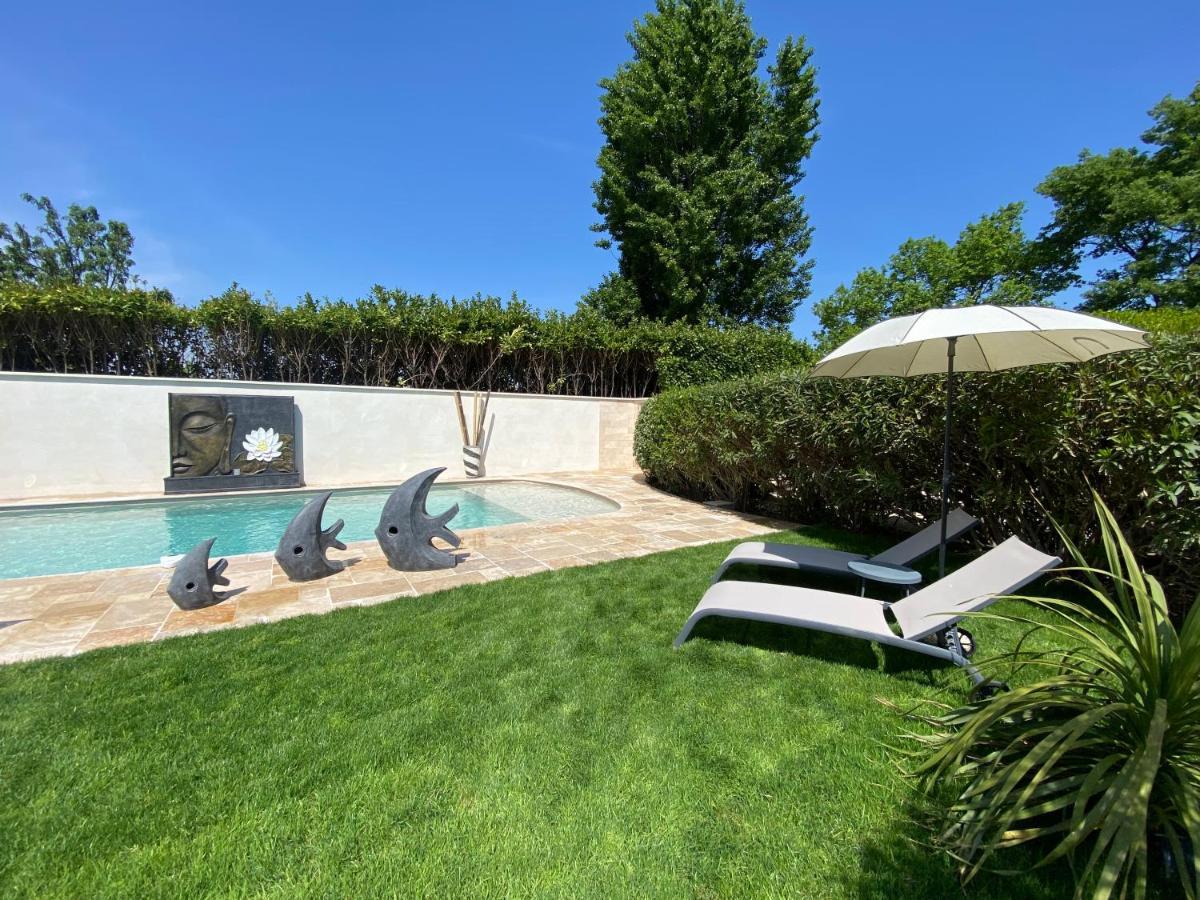 Mas Beau Soleil & Spa Cottages De Charme Avec Jacuzzi&Jardin Prives Saint-Remy-de-Provence Exterior photo